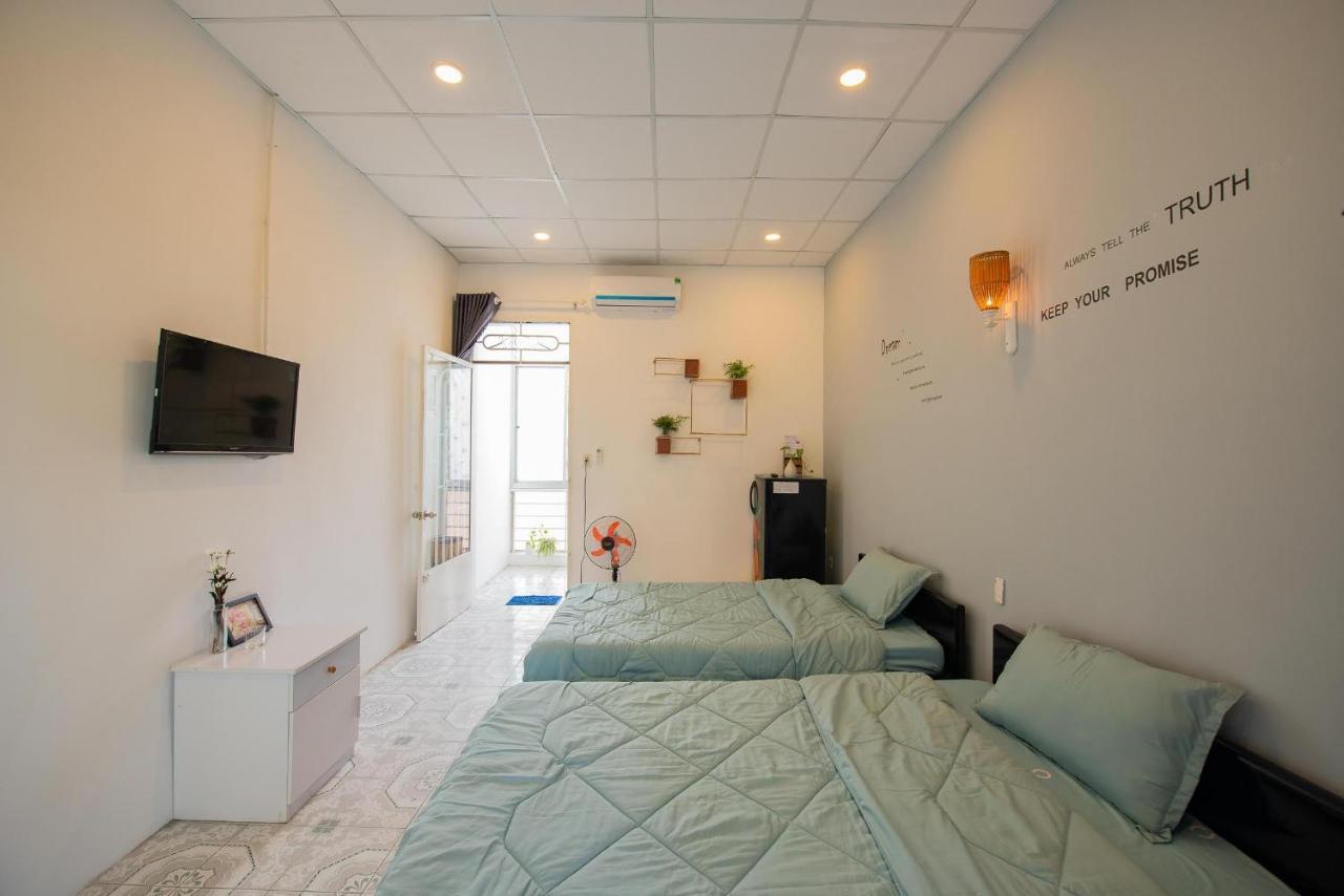 V3 Hostel Nha Trang Esterno foto